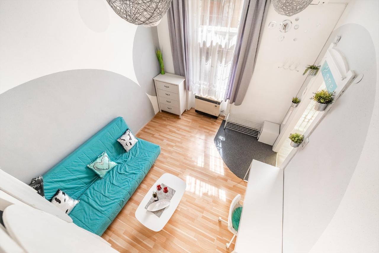 Sunny Dots Apartment - Free Parking! Budapest Bagian luar foto