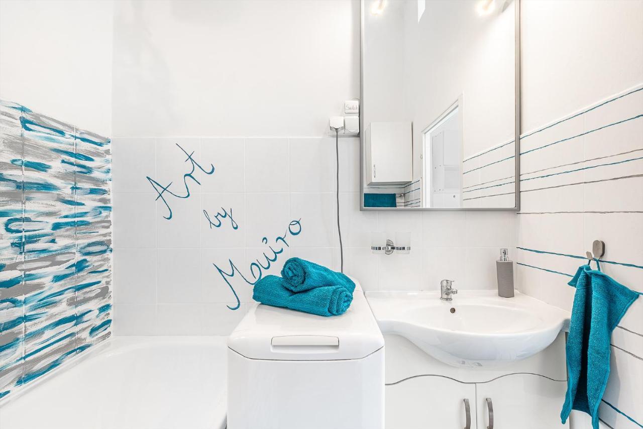 Sunny Dots Apartment - Free Parking! Budapest Bagian luar foto