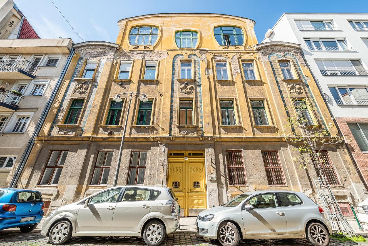 Sunny Dots Apartment - Free Parking! Budapest Bagian luar foto