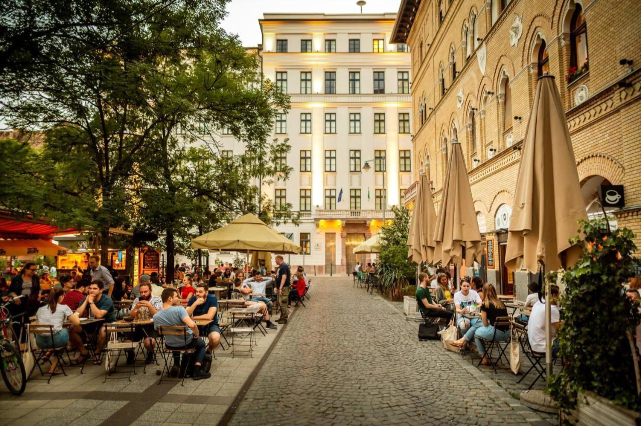 Sunny Dots Apartment - Free Parking! Budapest Bagian luar foto